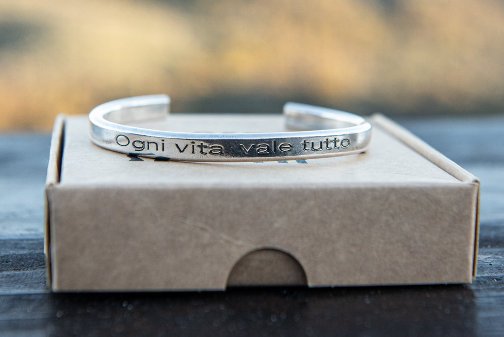 Bracciale Ogni vita vale tutto
