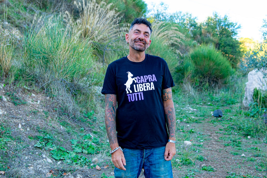 T-shirt ufficiale Capra Libera Tutti